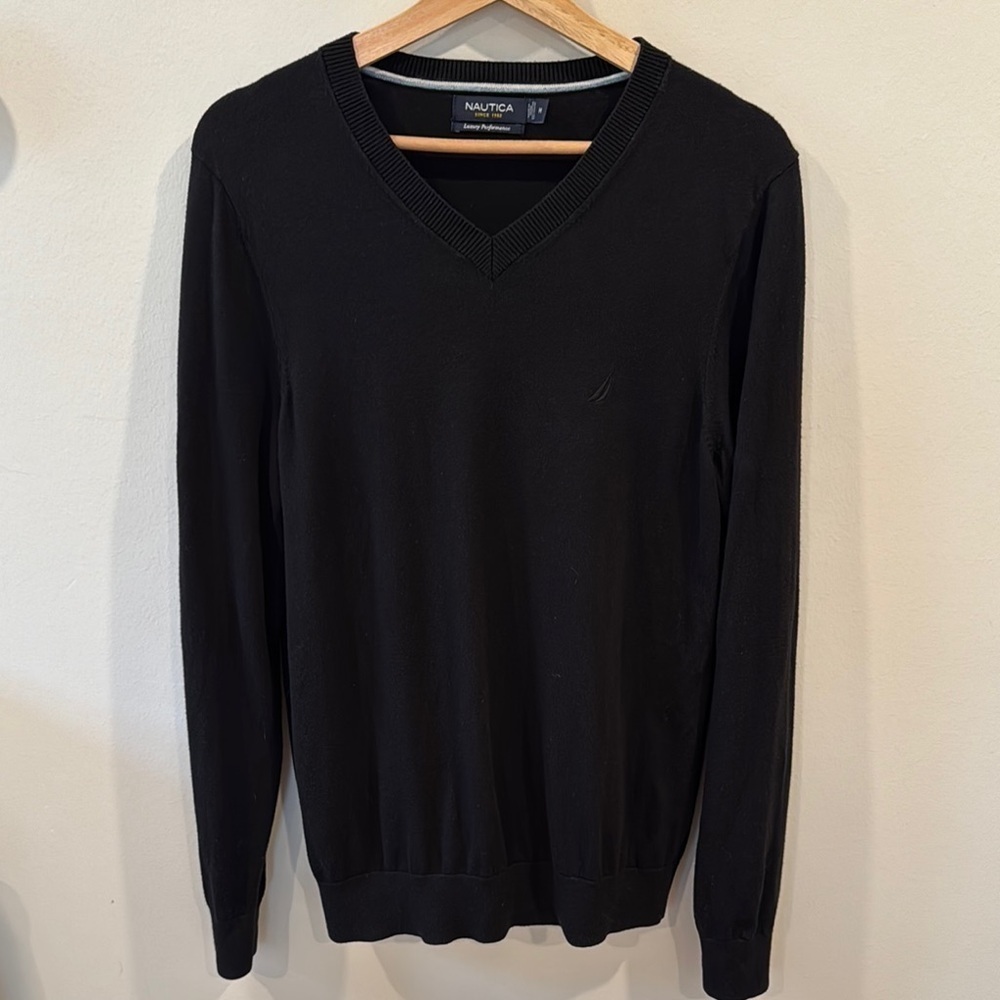 Nautica Men's Luxury Performance Black V-Neck Long Sleeve Sweater Size M